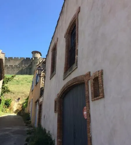 Maison Au Pied De La Cite